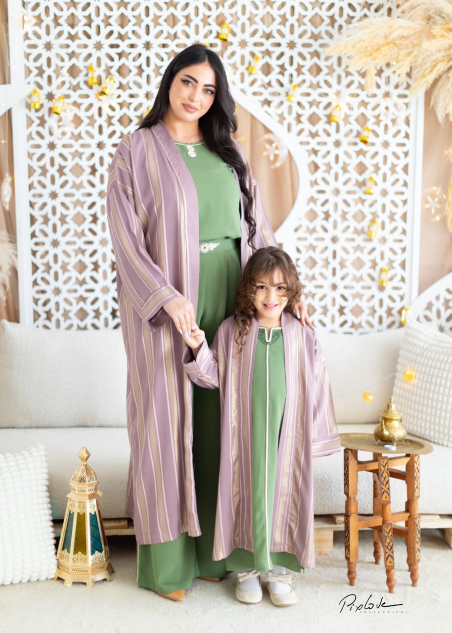 Ensemble vert nature et beige terre travaillé en skalli doré et zwak lmaallem ton sur ton.