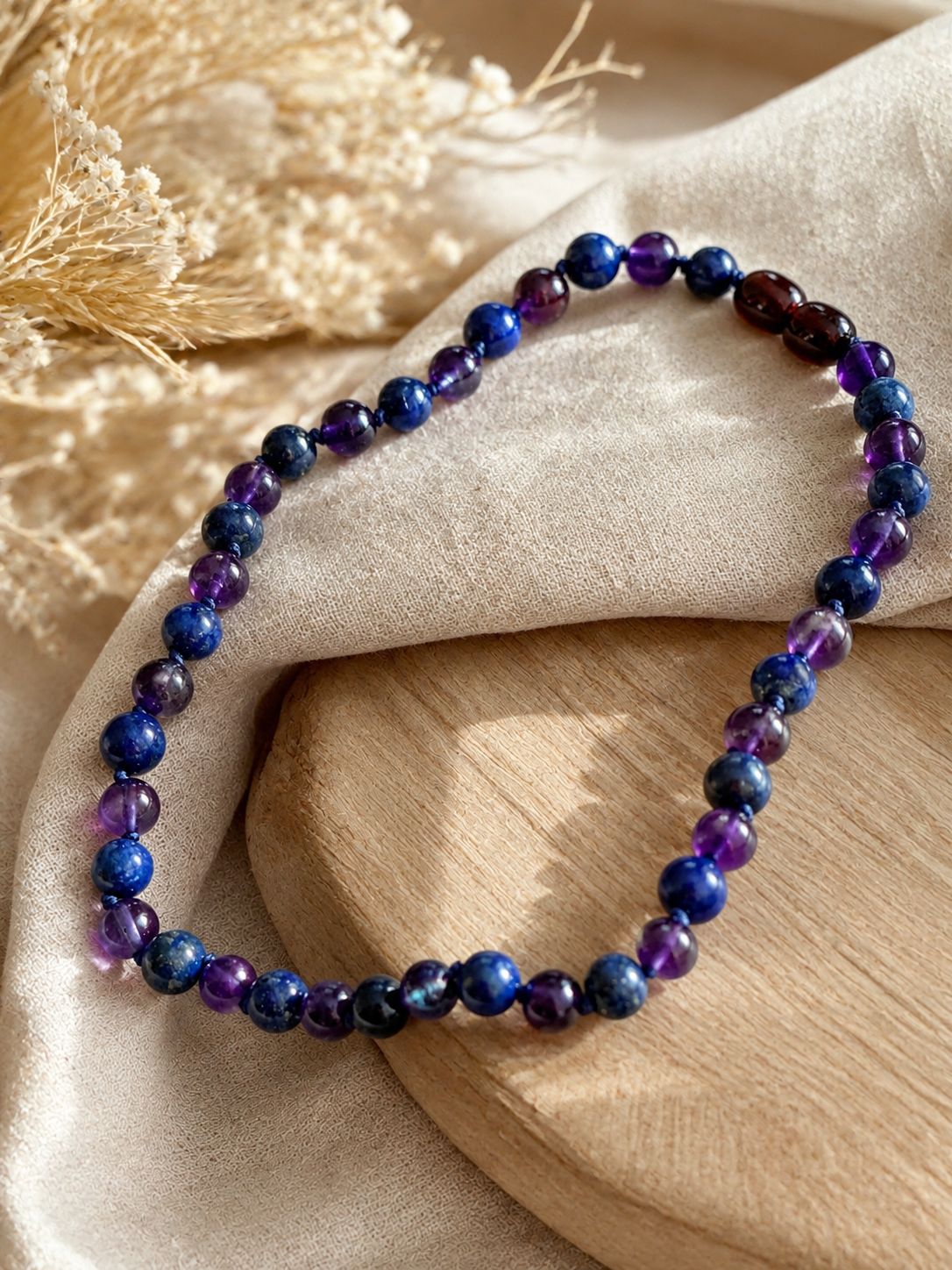 Collier d’ambre perles baroques pour bébé en ambre naturel – Douceur & élégance « 31 Cm » Collier d’ambre perles baroques pour bébé en ambre naturel – Douceur & élégance « 31 Cm »